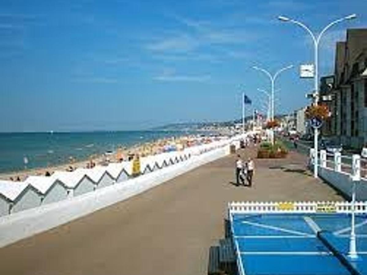 Appartement 2 Pieces Centre De Villers-Sur-Mer Avec Parking - Fr-1-712-40 Zewnętrze zdjęcie
